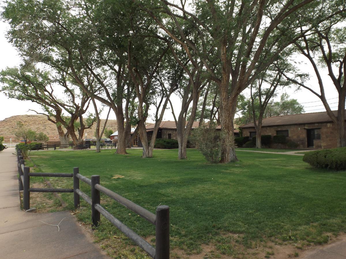 Thunderbird Lodge Chinle Exterior photo